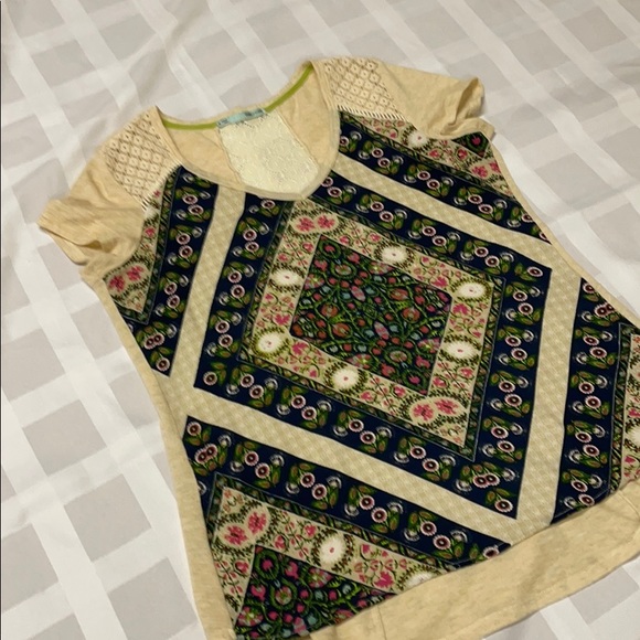 Maurice’s Too with Lace Back - Picture 2 of 7